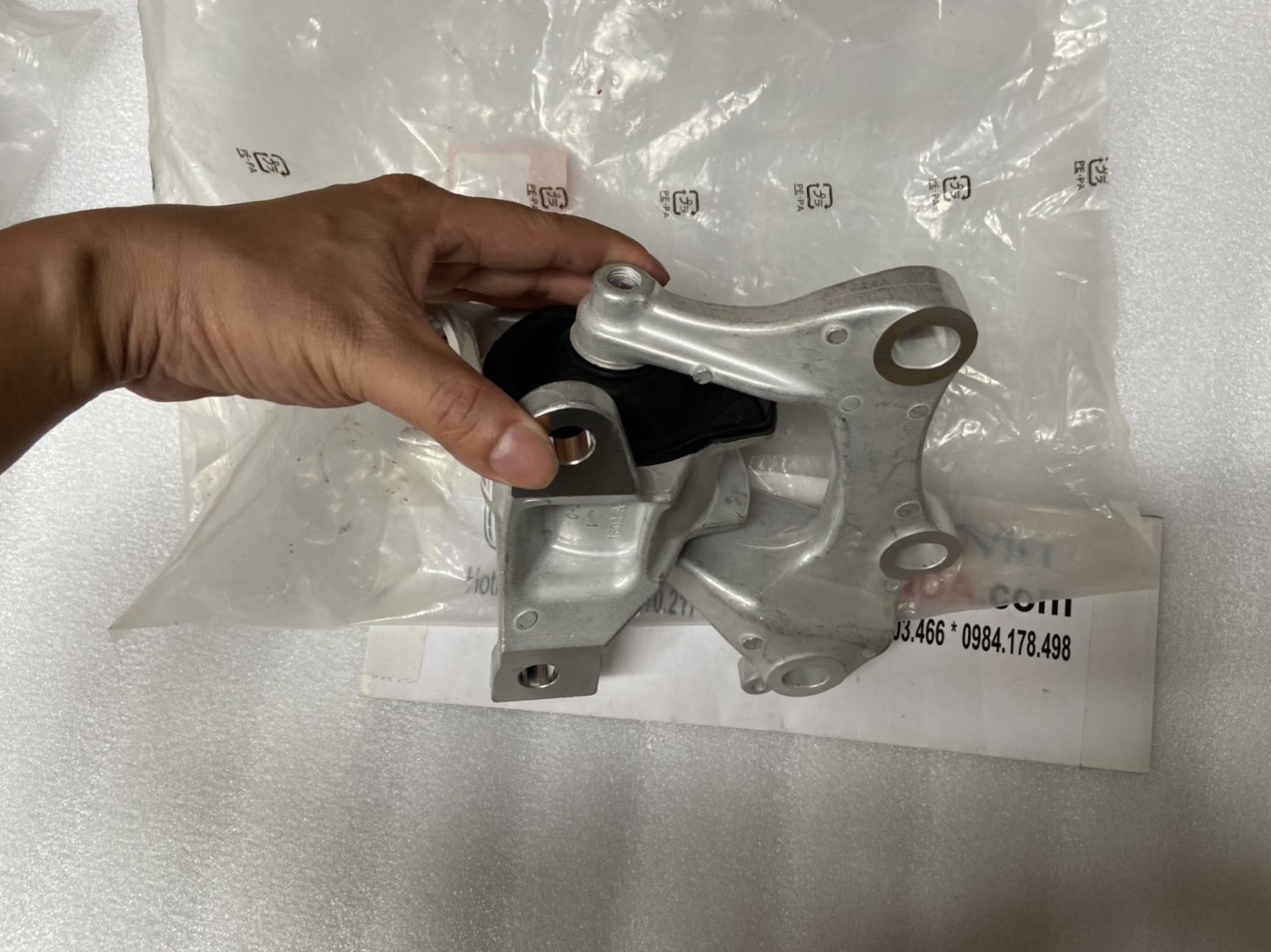 Chân hộp số xe Honda CIVIC 2012-2015